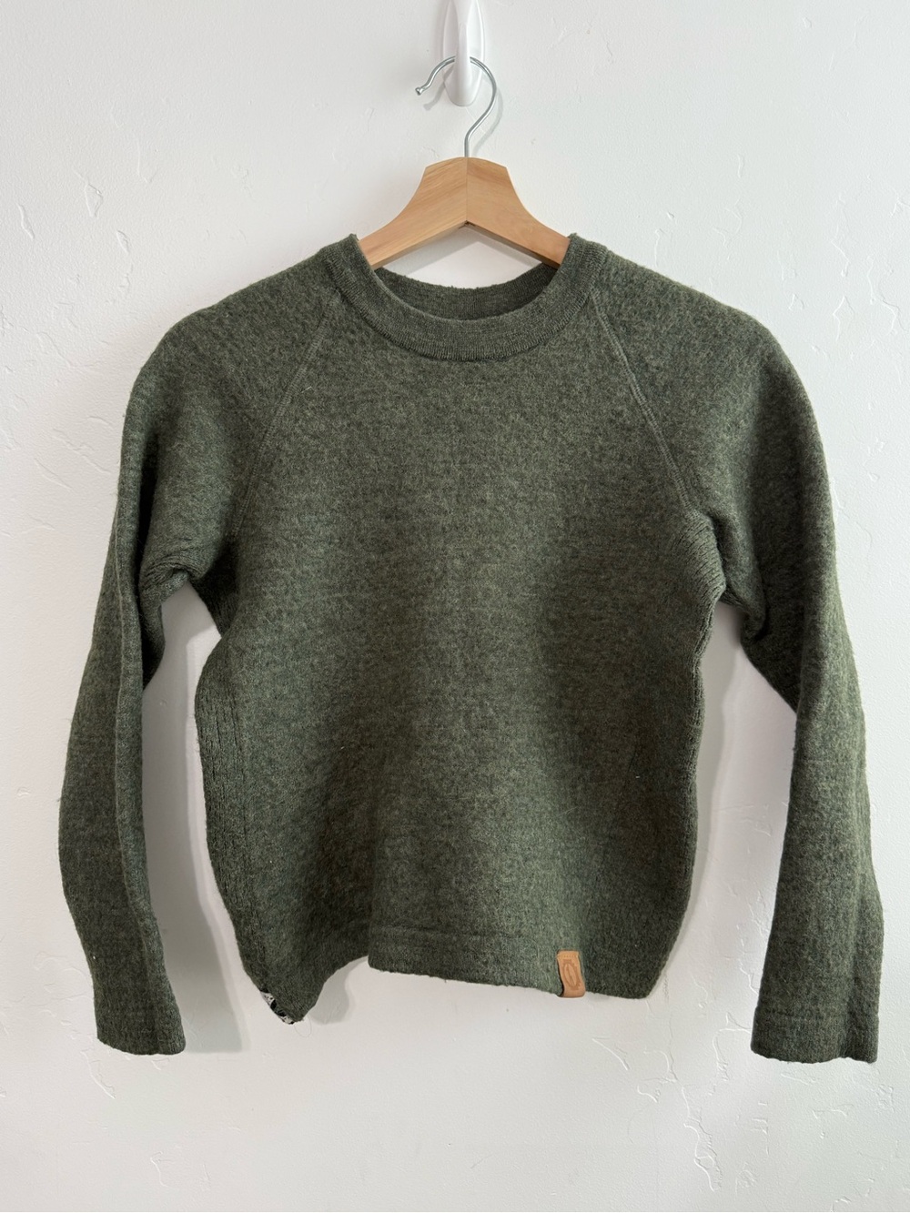 Paka crewneck sweater
